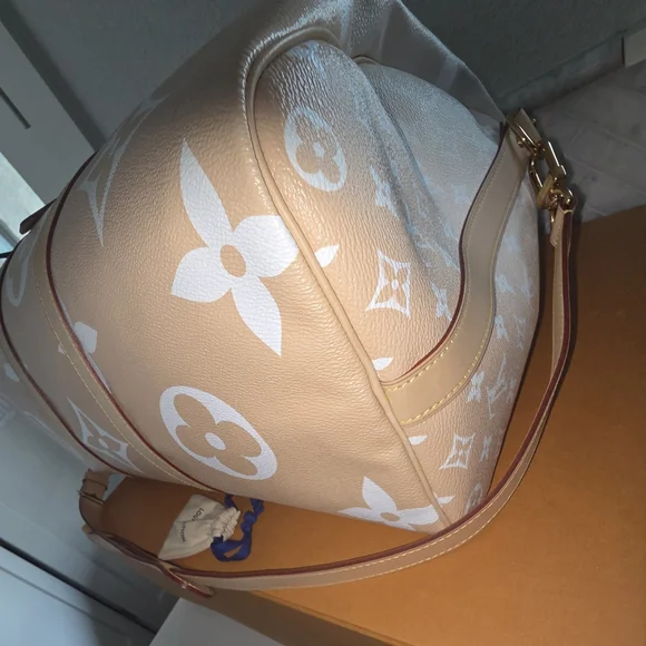 Louis Vuitton By The Pool Burme keepall 45 - Picture 12 of 16